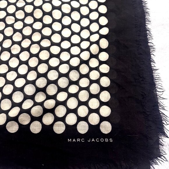 Marc Jacobs Polka Dot Scarf – White & Black ⚪️⚫️ - Picture 7 of 13